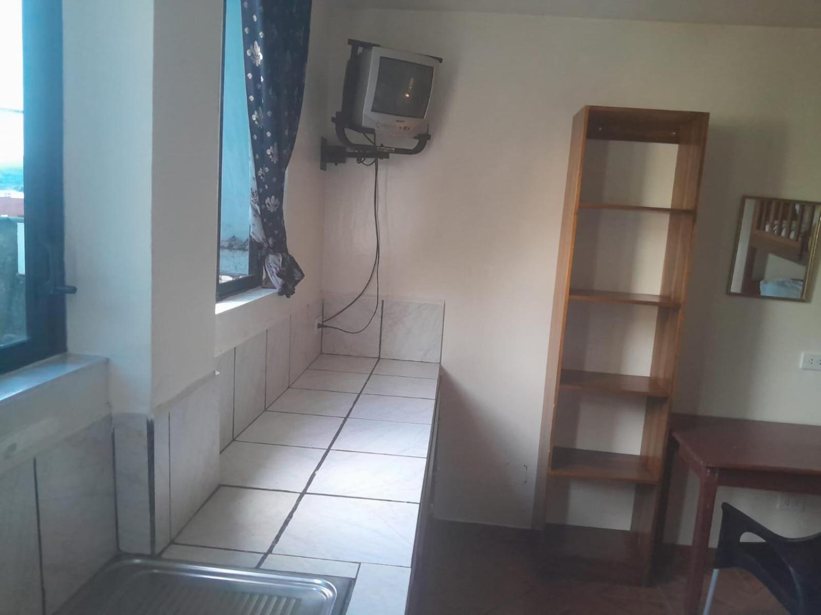 Hostal Limoncocha Тена Екстер'єр фото
