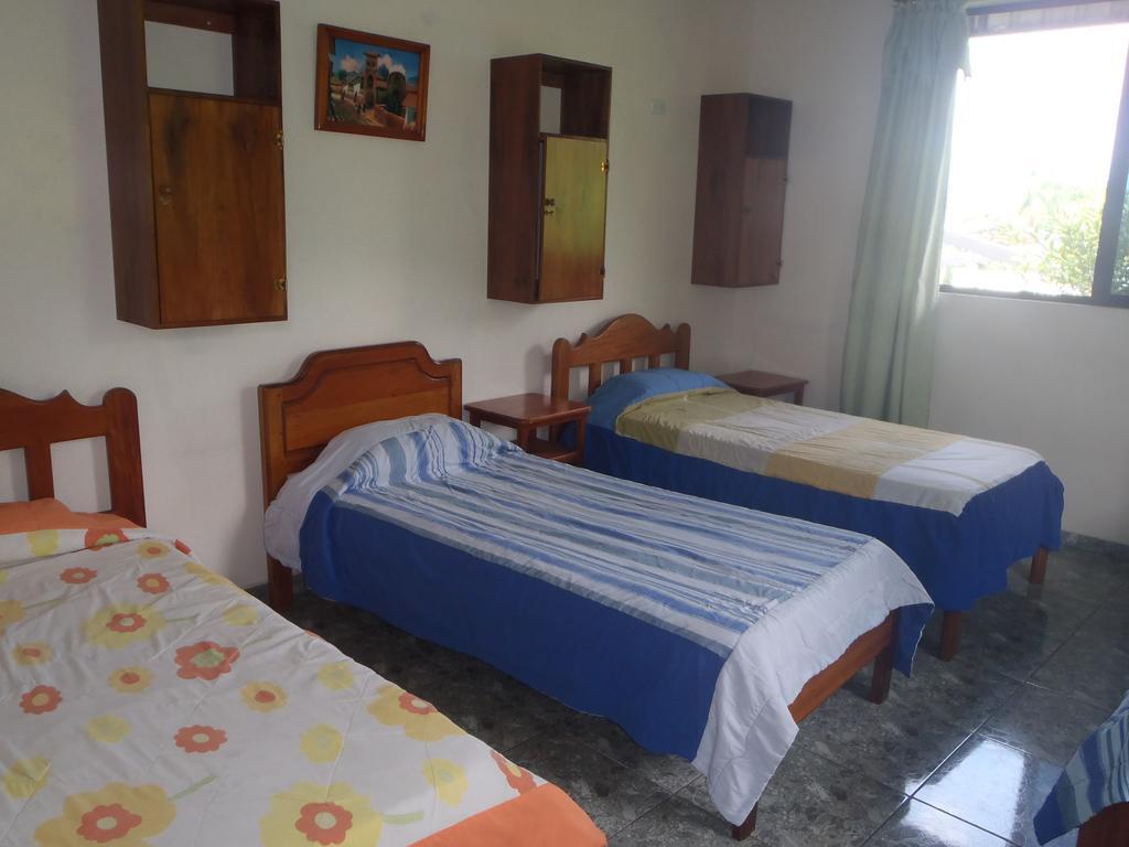 Hostal Limoncocha Тена Екстер'єр фото